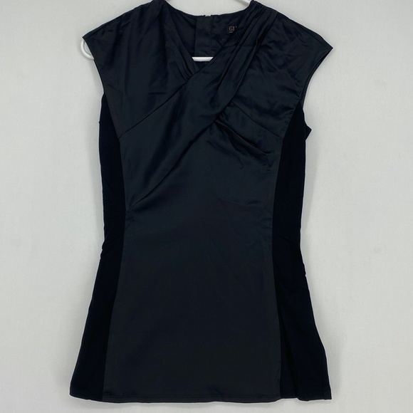 GILI QVC Womens Size 0 Woven Top with Twist Front Detail Noir Black Cap Sleeve - Picture 2 of 8